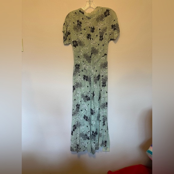 Vintage 1930s-40s floral day dress - Picture 4 of 7